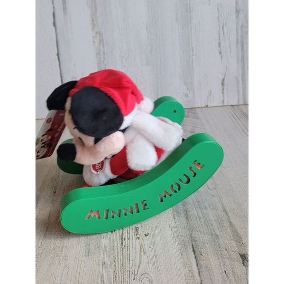 Disney Minnie Mouse rocking sleigh animated sing xmas figure - Picture 2 of 8